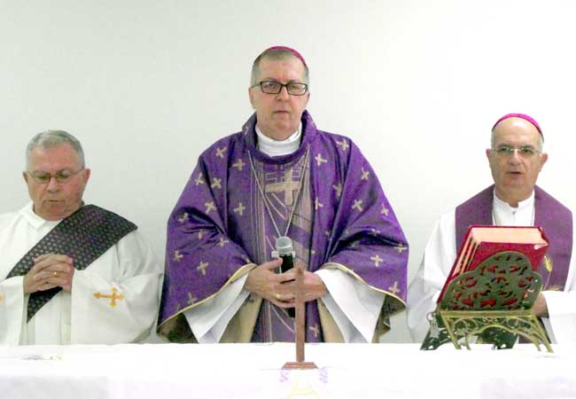 Bispo celebra missa no Dia de Santa Bahkita