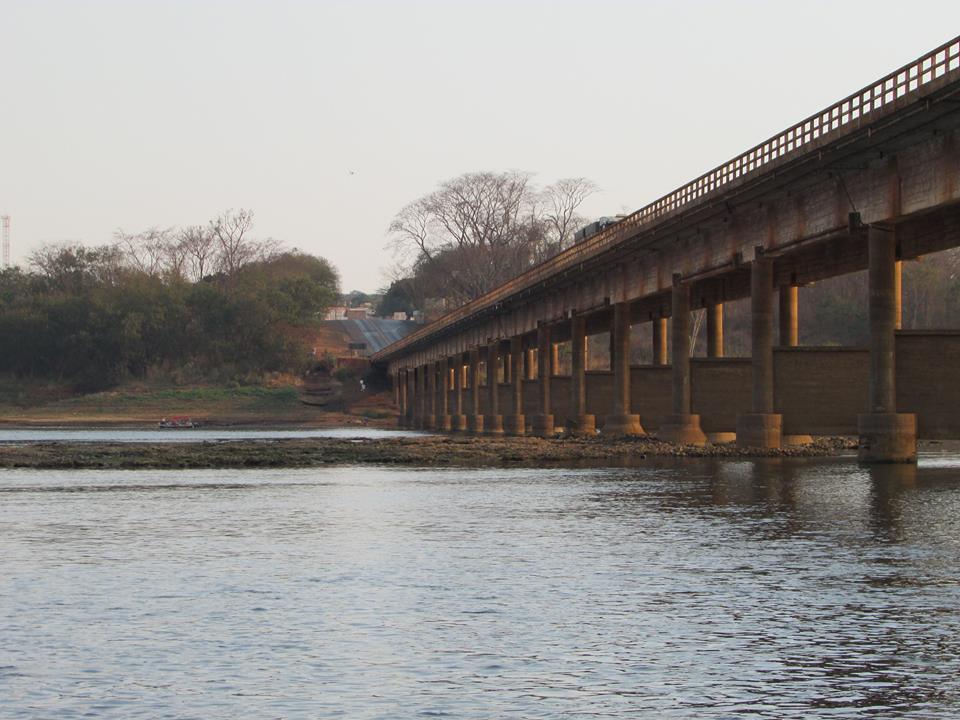 Defesa Civil de Colômbia acompanha manutenção na ponte do  Rio Grande