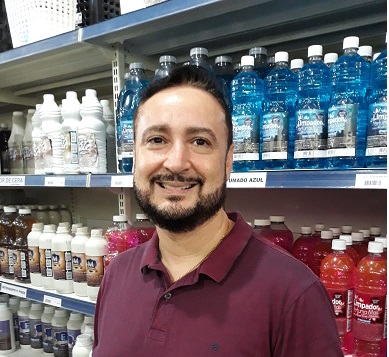 Empresário se surpreende com grande procura por álcool gel em um único dia