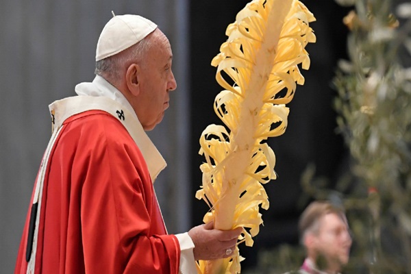 Papa inicia Semana Santa com celebração sem presença de fiéis