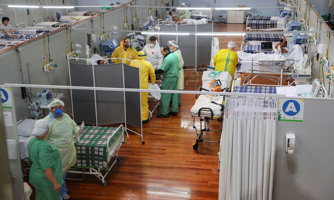 Governo de SP inicia distribuição aos municípios dos medicamentos do kit intubação recebidos do governo federal