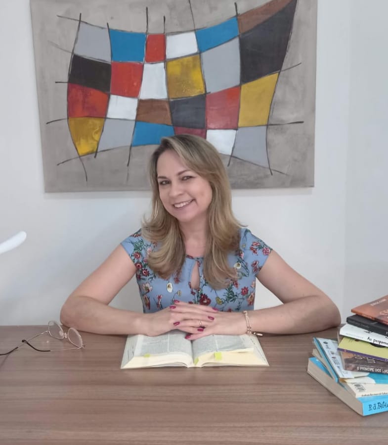 Em video, Erika Borges aborda o texto Amizade