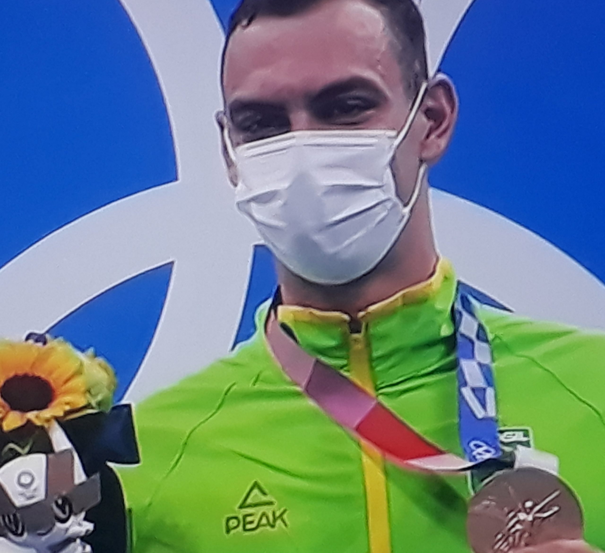 Fernando Scheffer conquista bronze para o Brasil na natação