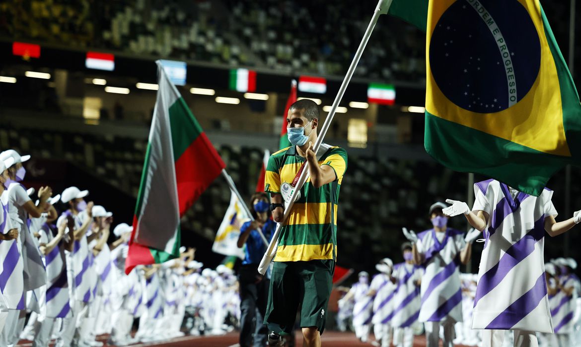 Brasil termina em sétimo com 72 medalhas