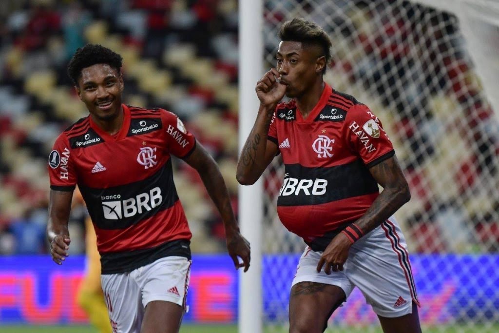 Santos vence e Corinthians sofre gol nos acréscimos