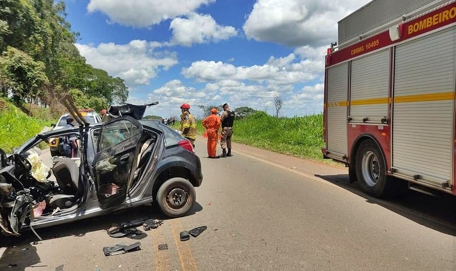 Velório e sepultamento das vítimas de acidente ocorre na manha desta quarta