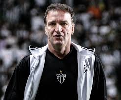 Cuca deixa comando do Atlético Mineiro