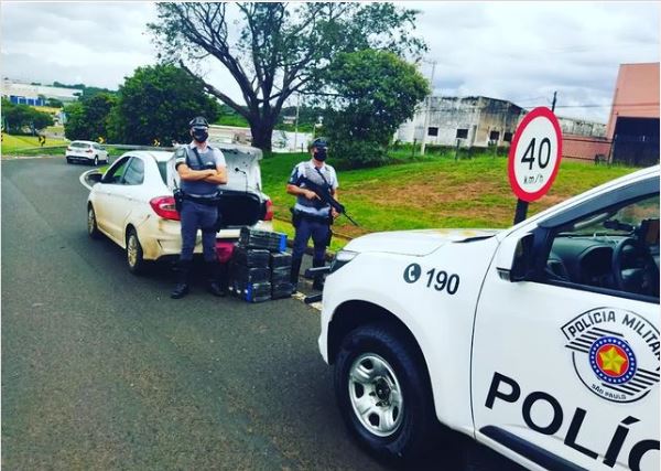 Casal é preso com 103 kg de maconha em Rio Preto