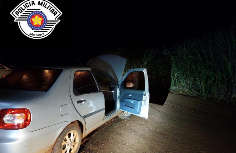 Acusado de roubos é preso após se esconder em canavial