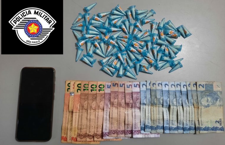 Força Tática aborda veículo e encontra drogas escondidas