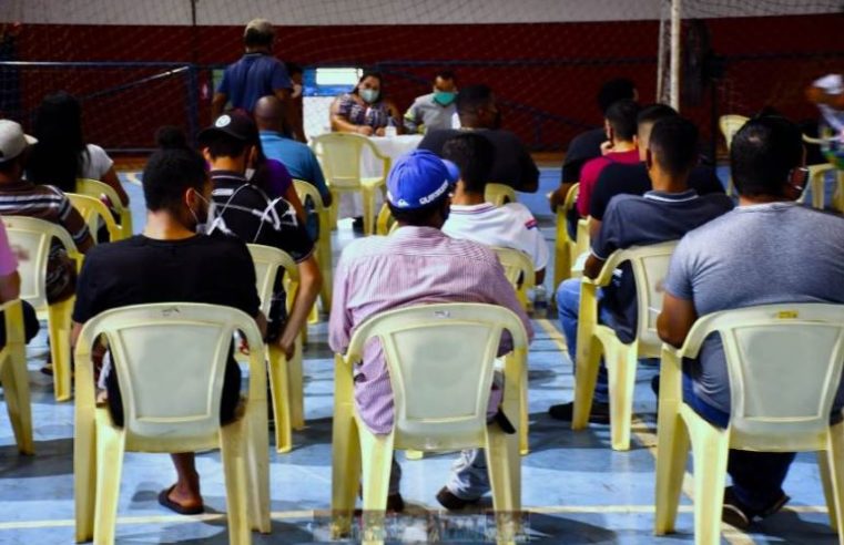 Feirão  de Emprego atraiu um grande número de trabalhadores em Colômbia