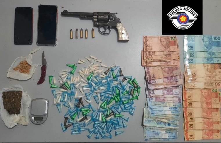 Dupla é presa por tráfico e porte ilegal de arma de fogo nos Predinhos