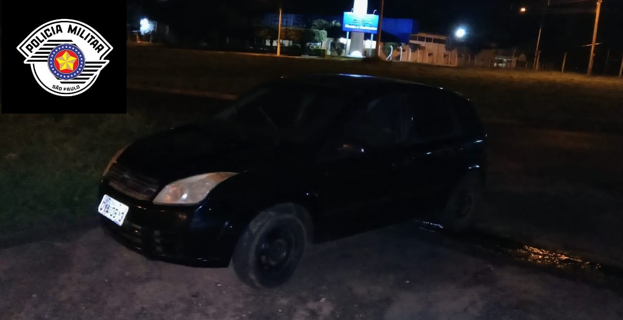 Homem preso por furto do carro do padrasto