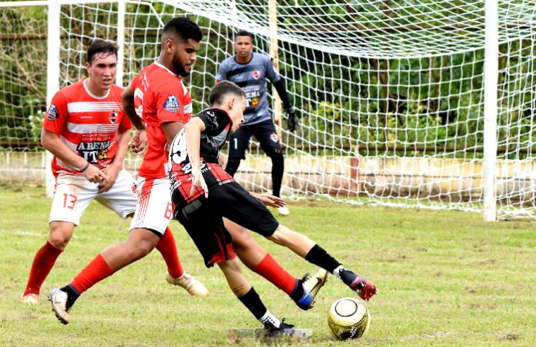 Amoreira e Independente vão decidir o título do Varzeano