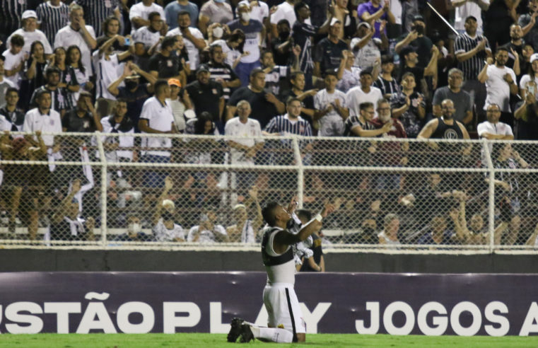 Corinthians vence o Ituano de virada