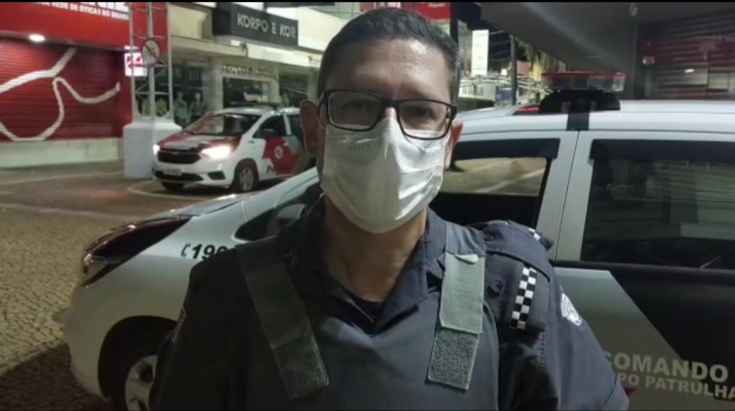 Autor de roubo de bolsa é preso pela PM