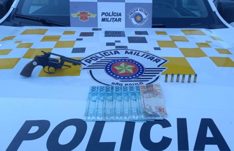 Polícia Rodoviária localiza notas falsas e arma em abordagem na SP 310