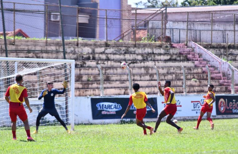 Touro do Vale faz treinos de finalização para melhorar produção do ataque
