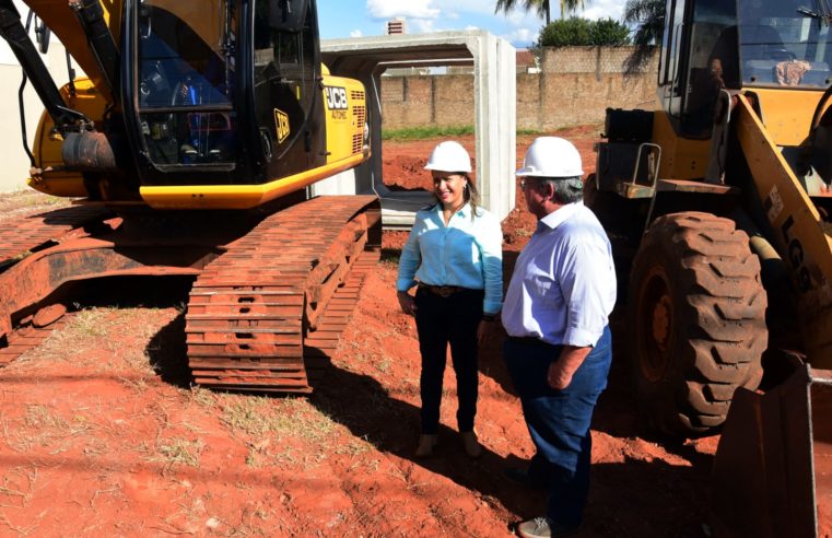 Prefeita Paula Lemos dá início às obras de drenagem urbana e prevenção de enchentes na Rua 22