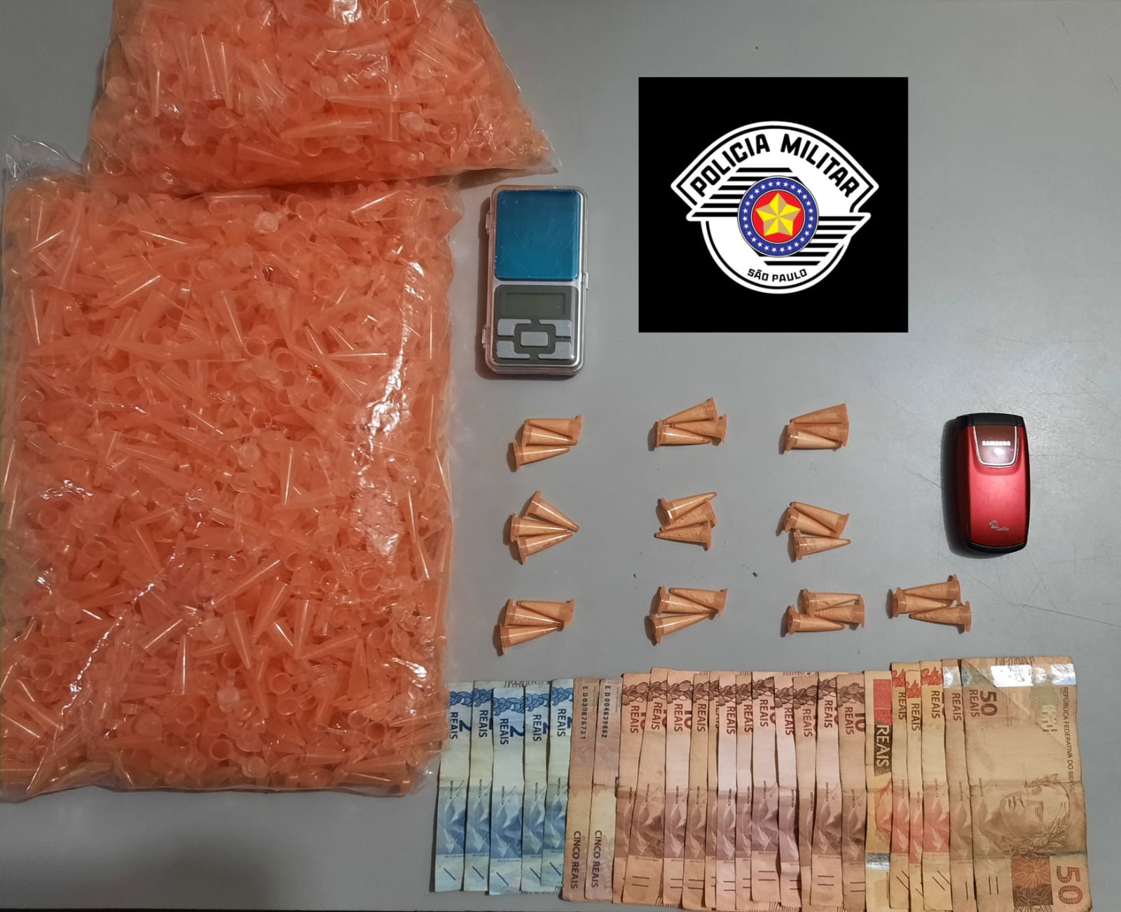 PM apreende traficantes no Santana e Nadir Kenan