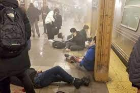 Ataque a tiros no Metrô de Nova York deixa ao menos 13 feridos