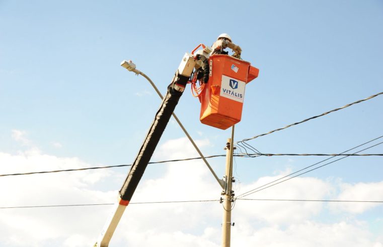 Bairros Leda, Barretos 2 e Etemp serão os primeiros a terem 100% de suas lâmpadas substituídas