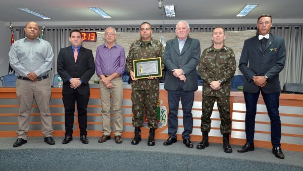 Câmara homenageia o Subtenente Faber com título de Cidadão
