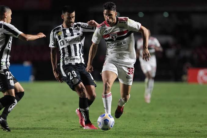 São Paulo vence o Santos no Morumbi