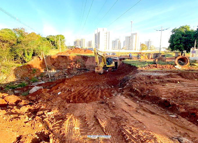 Iniciada  reconstrução da ponte que liga os bairros Barretos II e Christiano Carvalho