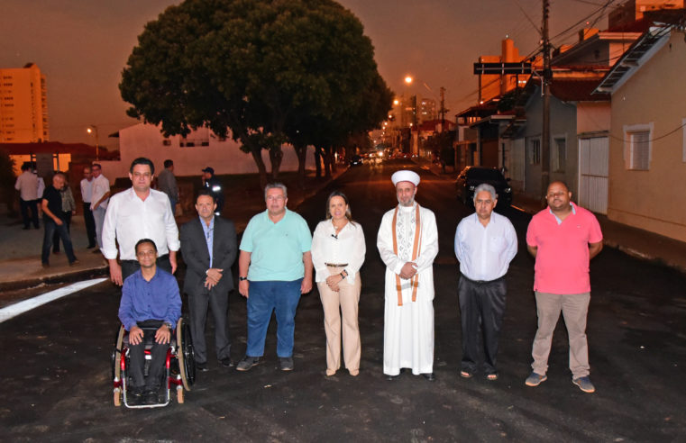 Prefeita Paula entrega obra de prevenção de enchentes