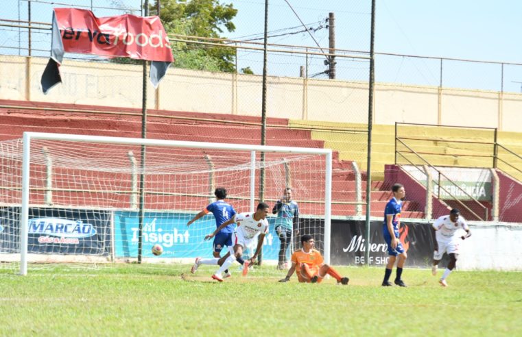 Tourinho recebe a Ferroviária no sábado, no Fortaleza