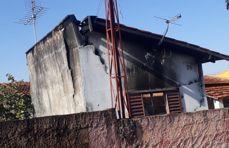 Incêndio deixou vítima ferida no bairro São José