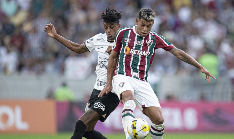 De olho na Libertadores, Corinthians é goleado pelo Fluminense