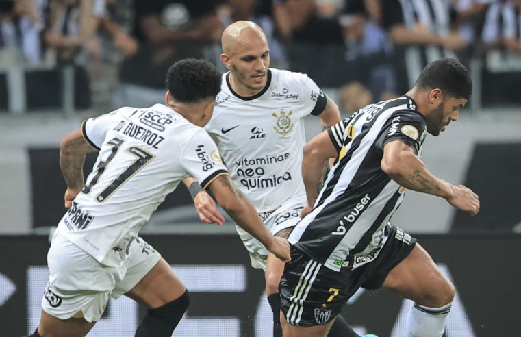 Cássio quebra marca e Corinthians vence o Botafogo em casa