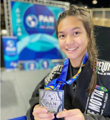 Atleta conquista prata no Pan Kids