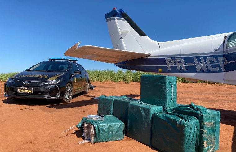 Polícia Rodoviária e Polícia Federal apreendem avião com meia tonelada de cocaína