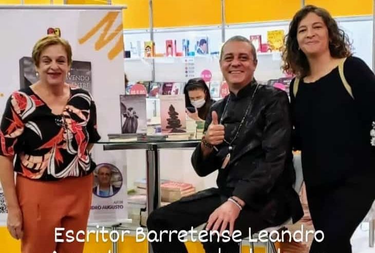 Leandro Augusto lançou livro na Bienal