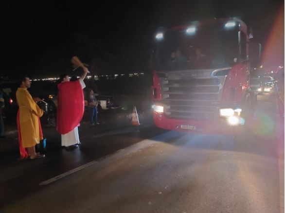 Veículos receberam bênçãos no Dia de São Cristóvão