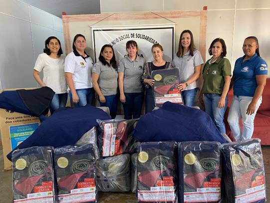 TEBE entregou cobertores em Colina