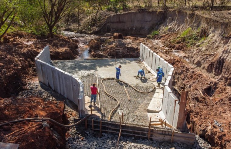 Concretada ponte que liga bairros de Barretos