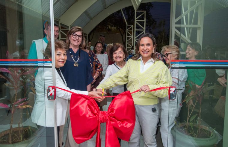 Prefeitura entrega revitalização do Centro Dia Idoso