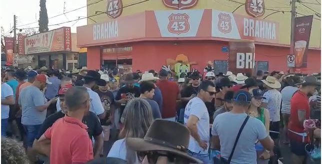 PM intensificou fiscalização na avenida 43 no segundo final de semana da Festa