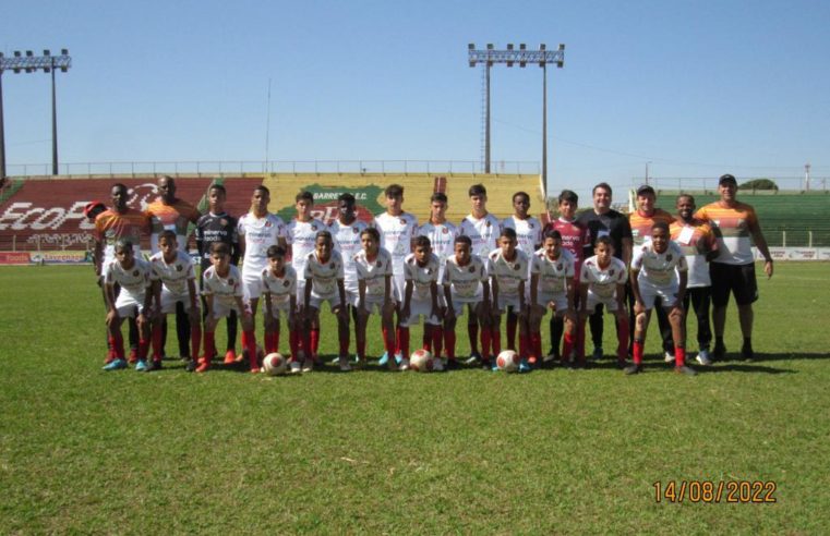 Equipes Sub-11 e Sub-13 do BEC vencem partidas pelo Campeonato Paulista