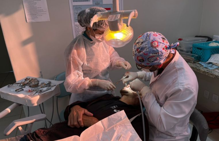 Alunos de Odontologia do UNIFEB promovem atendimentos de urgência e emergência durante a Festa do Peão de Barretos