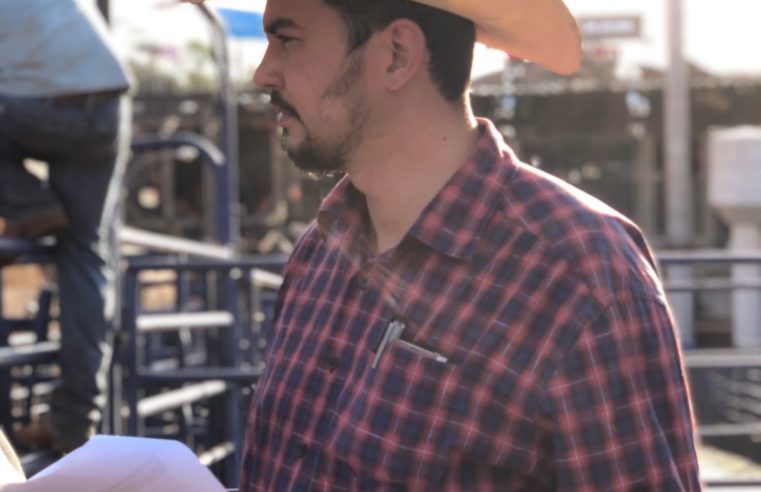 Curso de Medicina Veterinária do UNIFEB desenvolve laboratório de manejo com animais de rodeio na Festa do Peão de Barretos