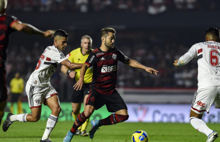 São Paulo perde no Morumbi e se complica na Copa do Brasil