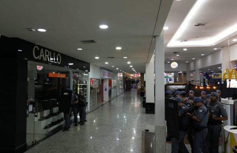 Simulado de roubo foi realizado em loja do Shopping