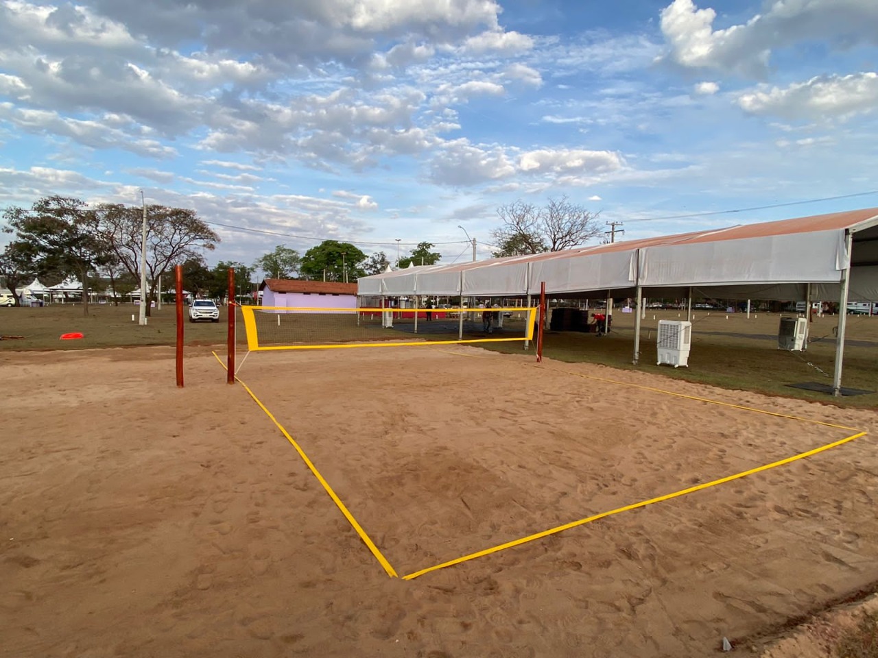 Camping da Festa do Peão de Barretos ganha quatro arenas para esportes de areia