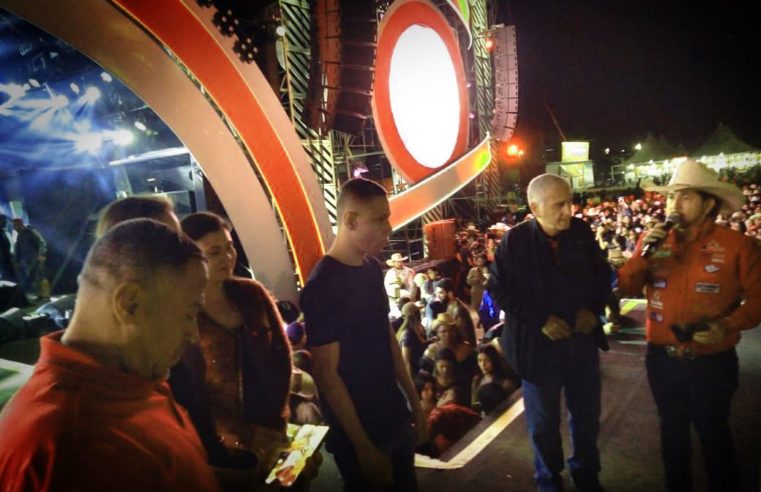 ACIB e Sincomercio sorteiam moto Honda 0 km na Festa do Peão de Barretos