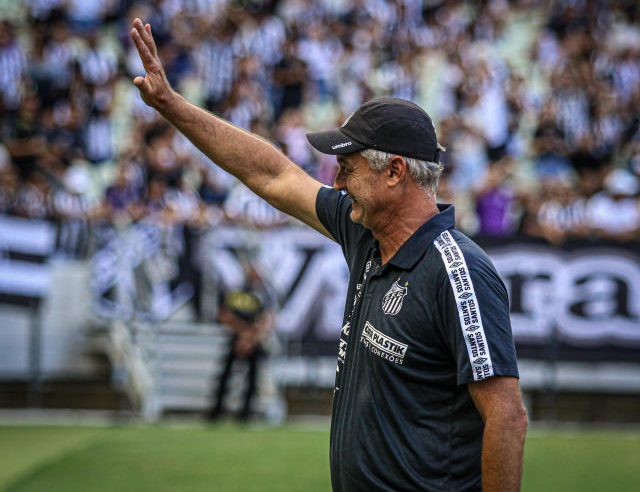 Lisca é demitido do Santos